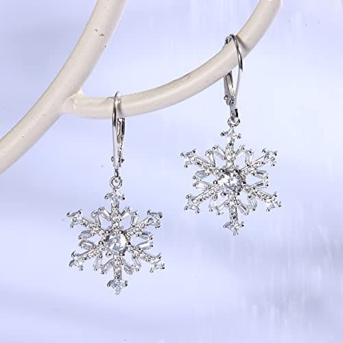 Adramata Boucles d'oreilles de Noël pour Femme en Argent Sterling 925 avec Flocons de Neige CZ | Cadeau Eco-friendly pou