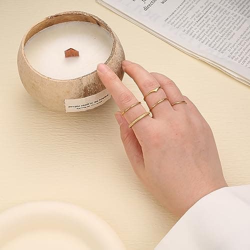 Adramata 8 Pièces Bagues Femme Acier Inoxydable Plaqué Or 14K Empilables minces Minimalistes Bagues de Déclaration Boho