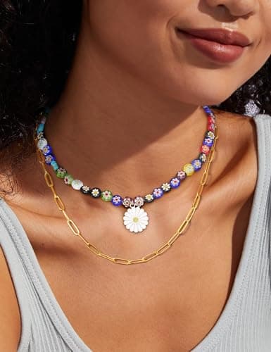 Collier de perles colorées Adramata pour femmes et filles - Boho Summer Accessories Recycled Claim Standard 100