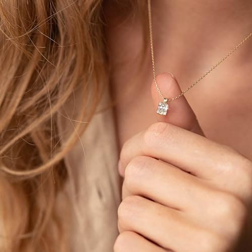 Chaîne Dochais en or 14 carats pour femme - Étanche - Pendentif carré - Solitaire - Mini CZ - Argenté/doré